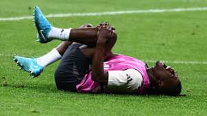 他需要在这 他需要在这